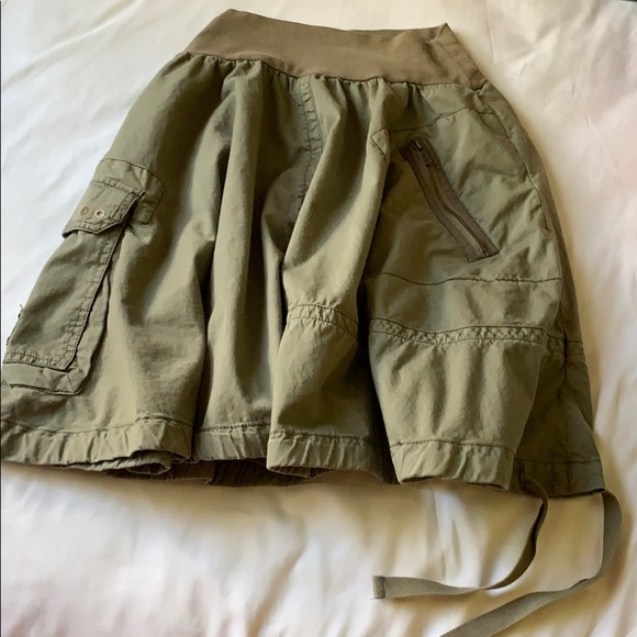 Pepe Jeans Dresses & Skirts - Like new Pepe Jeans Hellcat parachute skirt